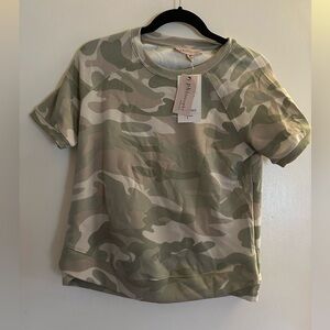 NWT Philosophy Women’s Size XS Camo T-Shirt